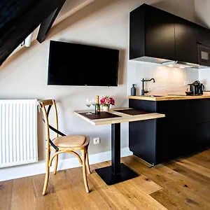  Apartment Luxury Suites Ambassador